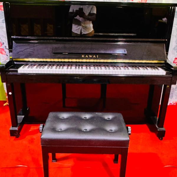 Kawai BL31 Upright Piano (936967)
