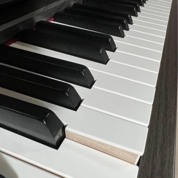 Yamaha Clavinova CLP 645 Darkwalnut Digital Piano